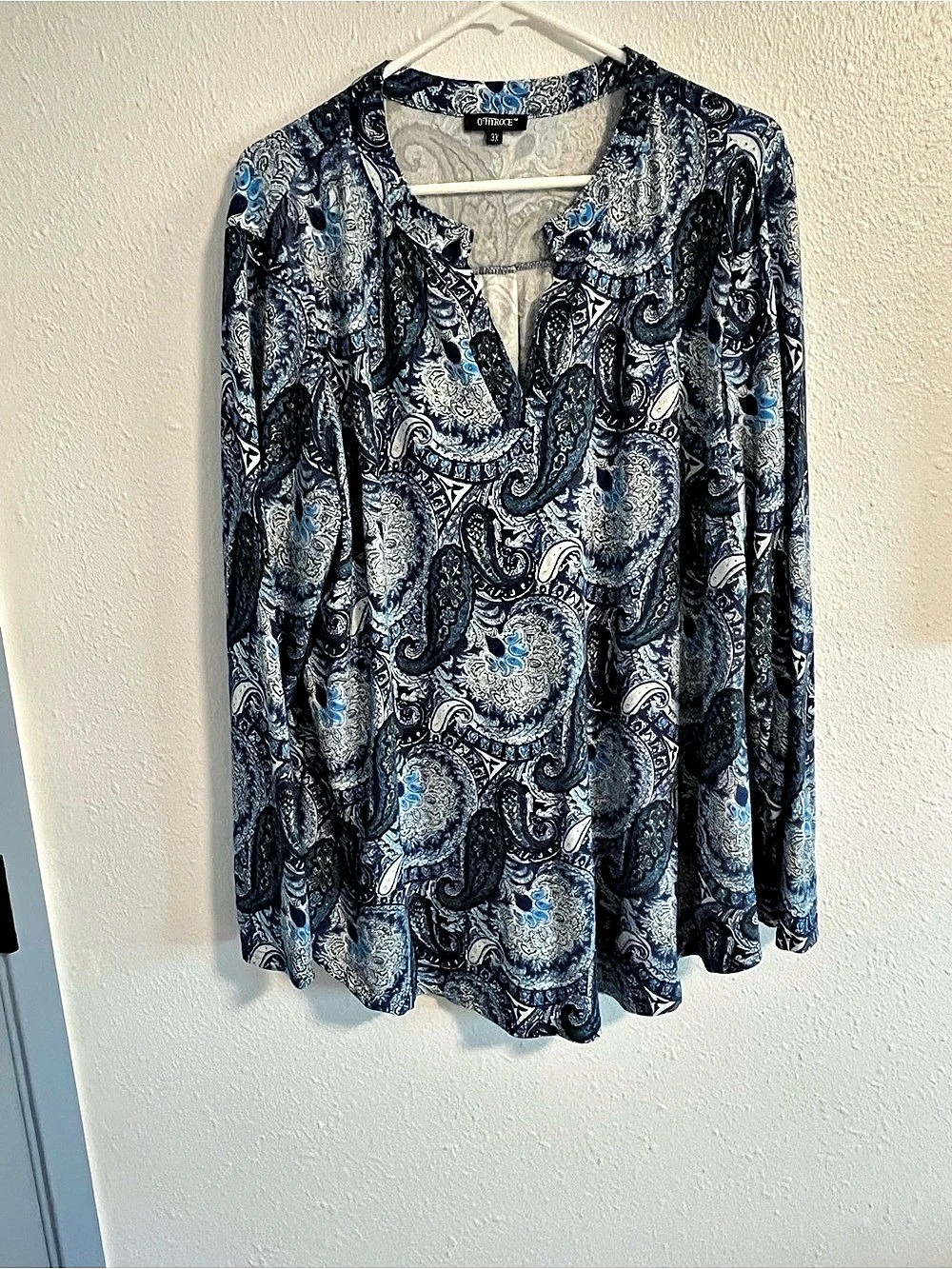 OTHYROCE Paisley Tunic in Blue & White Size 3X Like New
